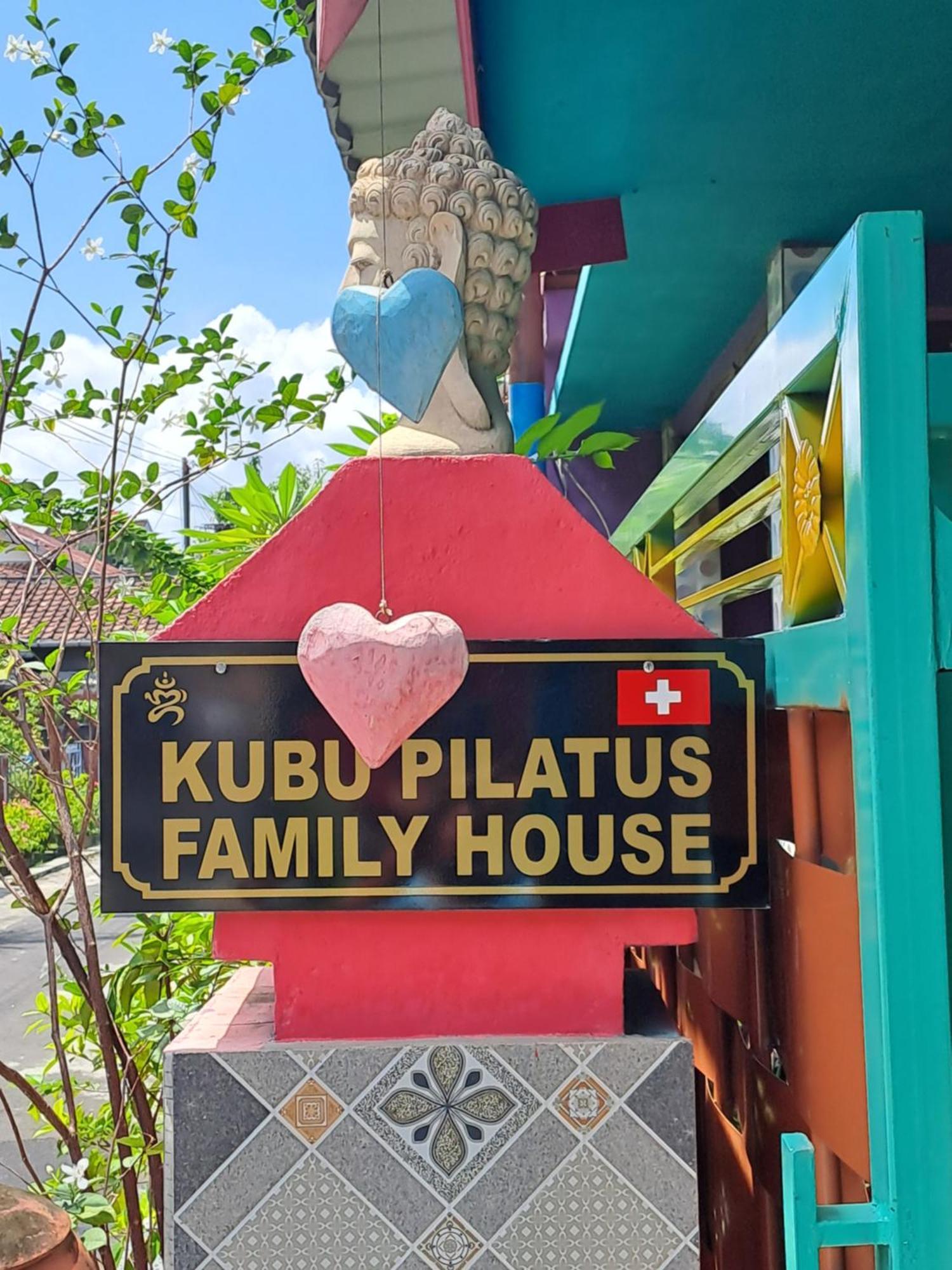 Kubu Pilatus - Family House Lombok Villa Tjakranegara Ngoại thất bức ảnh