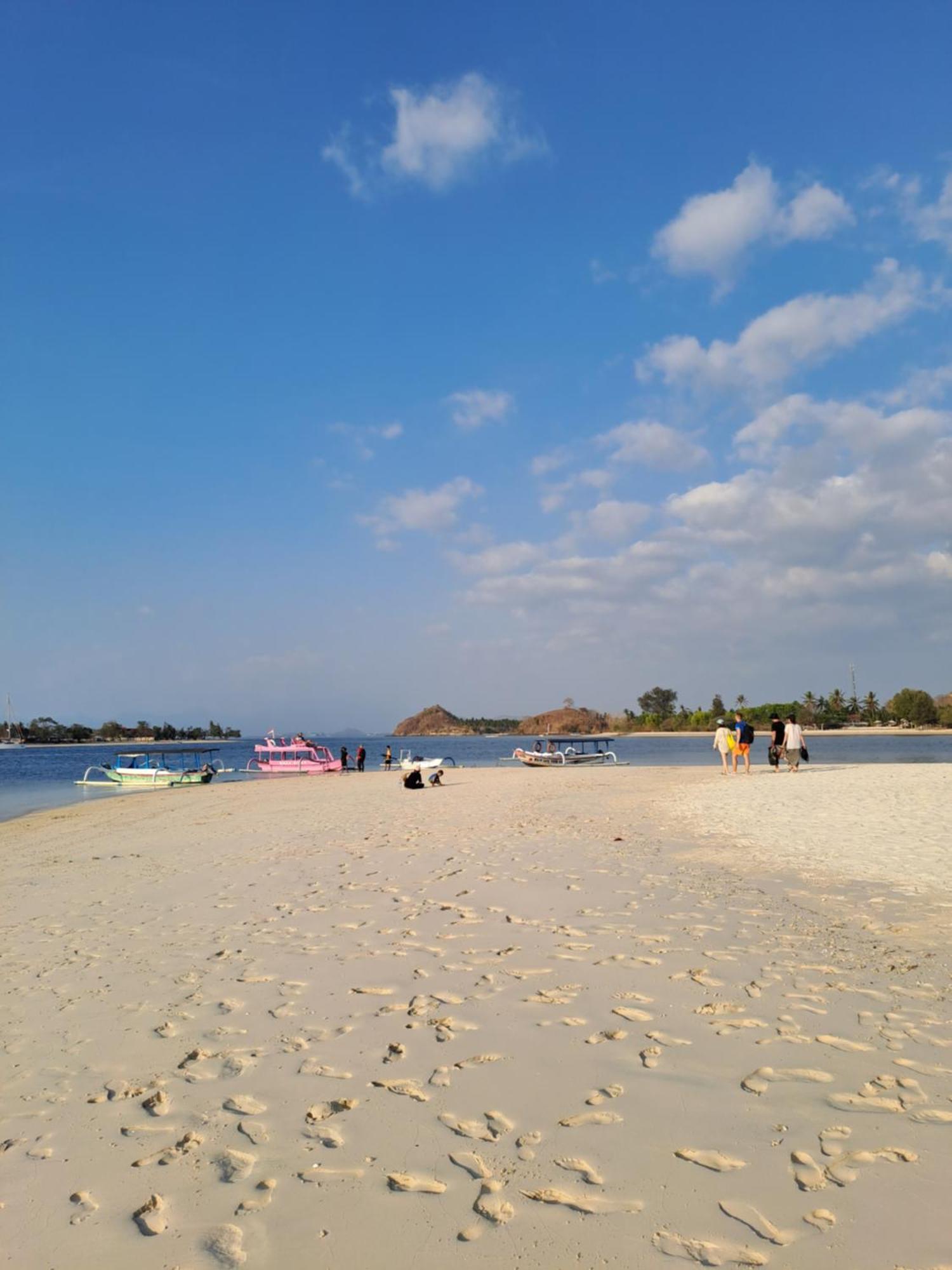 Kubu Pilatus - Family House Lombok Villa Tjakranegara Ngoại thất bức ảnh