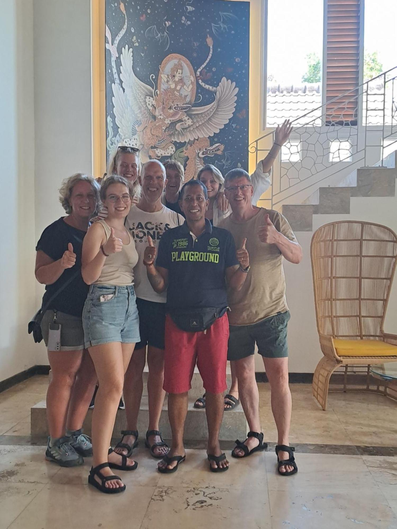 Kubu Pilatus - Family House Lombok Villa Tjakranegara Phòng bức ảnh